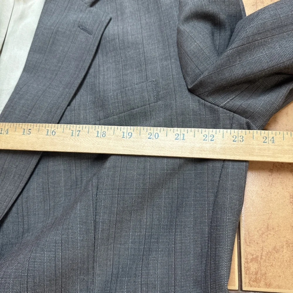 Towncraft Gray Pin Stripe 2-Piece Suit 44S Jacket 36 x 28 Pants VTG Wool Blend